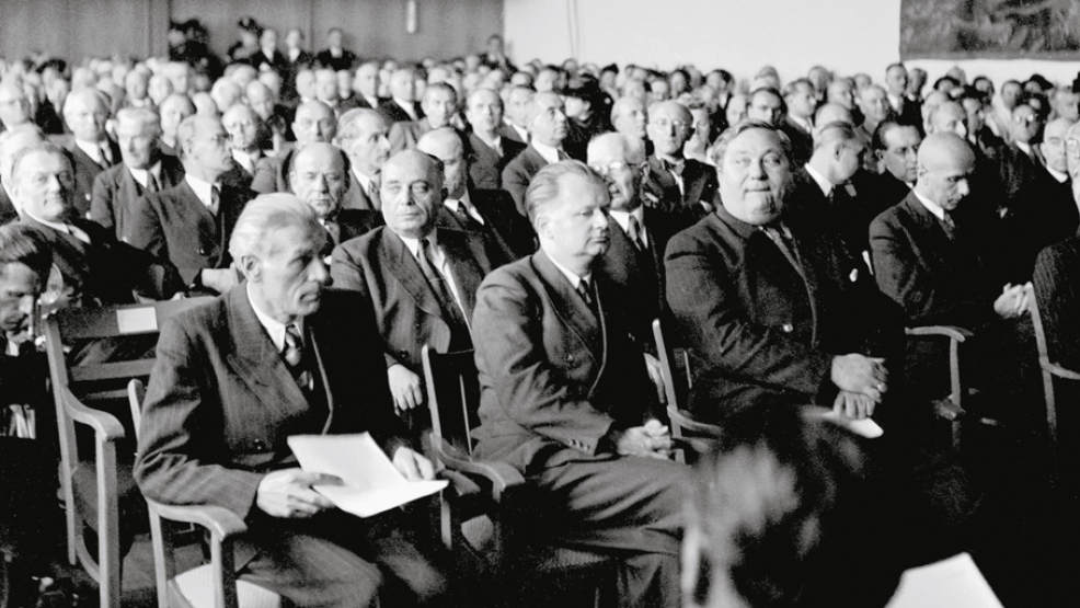 8. Mai 1949. Der Parlamentarische Rat in Bonn beschließt das Grundgesetz. - Foto: Erna Wagner-Hehmke