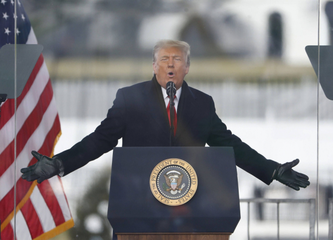 Noch-Präsident Donald Trump spricht am 6. Januar zu seinen AnhängerInnen. - Foto: imago images/UPI Photo