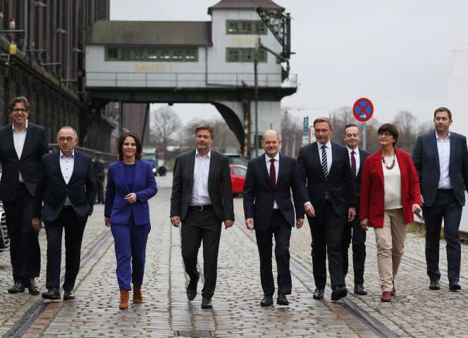 Ist es eine Band? Nein, unsere neue Regierung! Foto: imago images