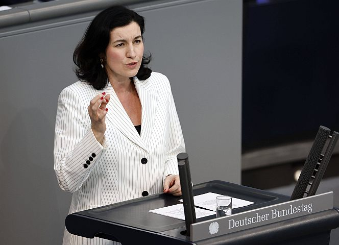 Die CDU-Abgeordnete Dorothee Bär: Prostitution ist ein Verstoß gegen die Menschenwürde! - Foto: Jean BW/future Image/IMAGO