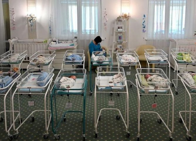 Babys auf Bestellung? Hier wie in der Ukraine könnte das bald auch in ganz Europa legal sein. Foto: imago images