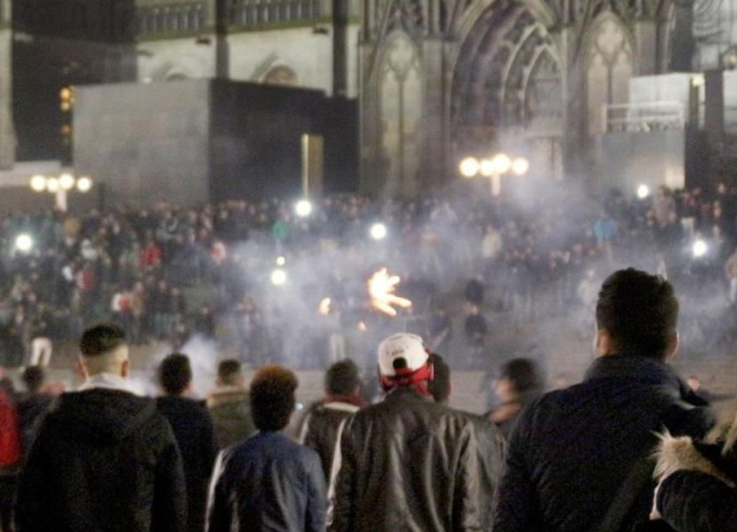 Terror gegen Frauen: Die Kölner Silvesternacht 2015.