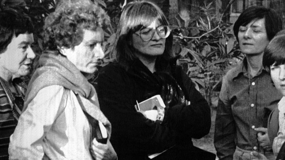 Schockiert in Teheran: Alice Schwarzer 1979, mit Verlegerin Claude Servan-Schreiber (li) und Feministin Anne Zelensky (re).