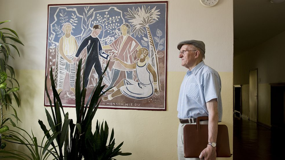 "Wir haben geglaubt, dass wir das schaffen." so Günther Peters, 87, Chemielehrer.