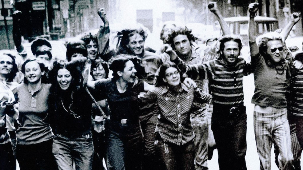  1970 die erste Demonstration des erwachenden Stolzes der Lesben und Schwulen in New York. - Foto: Peter Hujar