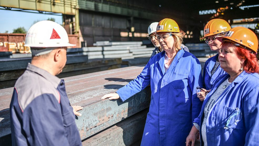 Bärbel Bas zu Besuch bei Thyssen-Krupp in Duisburg. - Foto: Lars Fröhlich/Funke Foto