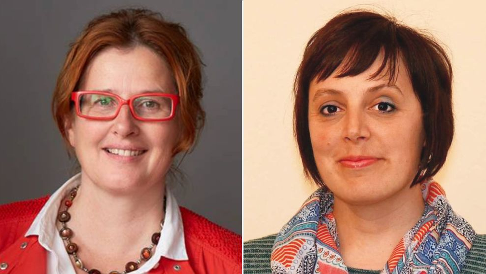 Kulturchefin Carmen Loetsch freut sich über die Dildo-Show. Kreisrätin Julia Roth-Herrmann protestiert dagegen. Foto re: Wilfried Beege 