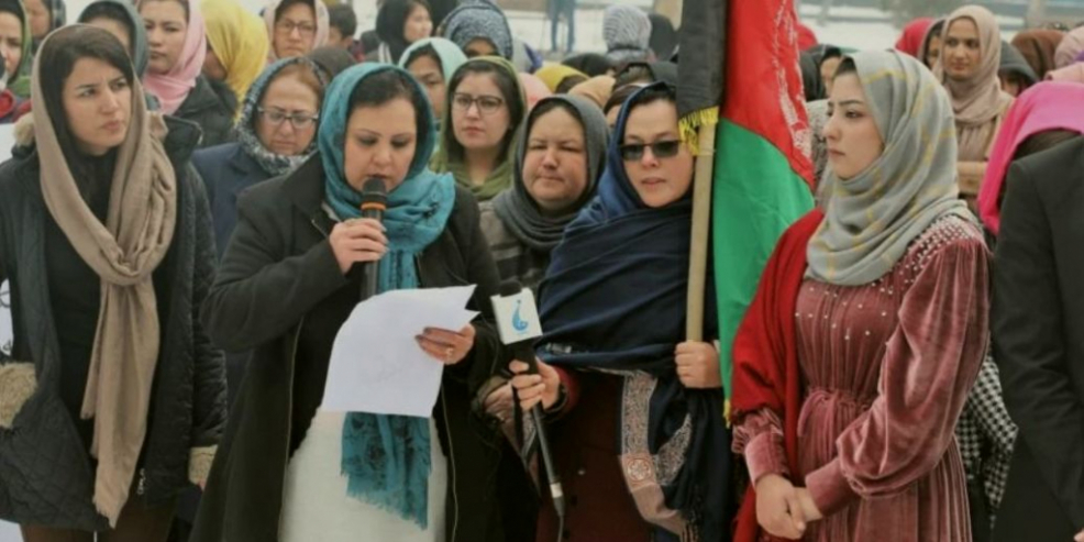 Jun 28, 2021 · erneut ist es in afghanistan zu zusammenstößen zwischen taliban und regierungstruppen gekommen. Taliban Frauen : Verlieren Die Frauen Jetzt Alles Emma